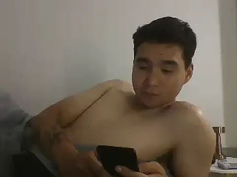 Snapshot of lonelyboyp chatting on February 17, 2025, 4:50 pm lonelyboyp online show from February 17, 2025, 4:50 pm