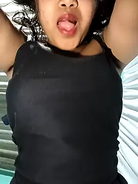 hotbaby 5 online show from January 11, 2026, 5:14 am