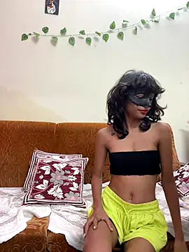 Snapshot of hazelperry chatting on October 22, 2025, 6:18 pm hazelperry online show from October 22, 2025, 6:18 pm