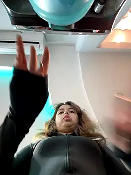 Snapshot of CharleneWoods chatting on October 3, 2025, 7:21 am CharleneWoods online show from October 3, 2025, 7:21 am