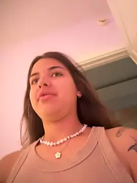 Snapshot of CharleneWoods chatting on September 23, 2025, 6:42 am CharleneWoods online show from September 23, 2025, 6:42 am