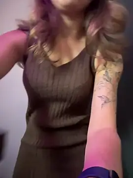 Snapshot of CharleneWoods chatting on October 8, 2025, 6:04 am CharleneWoods online show from October 8, 2025, 6:04 am