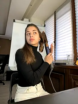 Snapshot of CharleneWoods chatting on October 23, 2025, 4:55 am CharleneWoods online show from October 23, 2025, 4:55 am