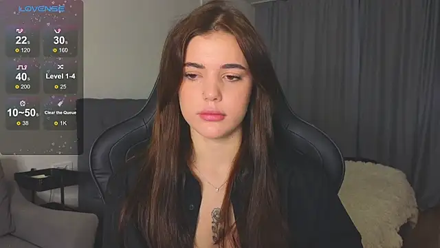 adrianawow1 online show from October 12, 2025, 2:46 am