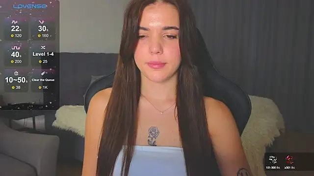 adrianawow1 online show from October 4, 2025, 12:12 am