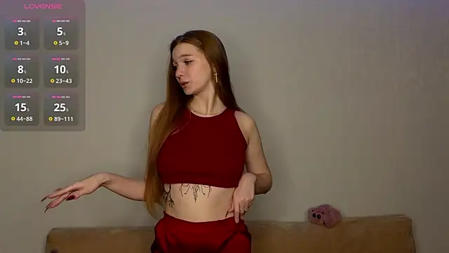 Snapshot of Candy_Lynni chatting on December 7, 2024, 5:37 pm Candy Lynni online show from December 7, 2024, 5:37 pm