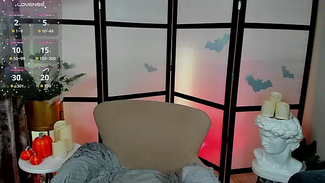 SherriMartinez online show from October 20, 2025, 6:19 pm