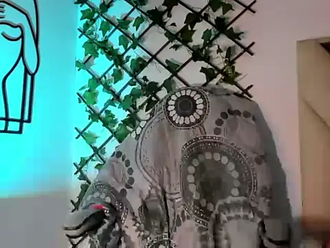 valery sweet04 online show from October 5, 2025, 7:48 pm