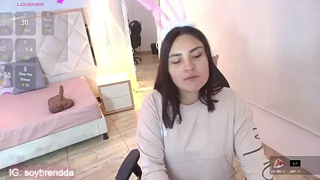 Brendda tay online show from September 21, 2025, 3:22 am