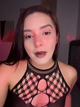 Snapshot of Melanyprada chatting on June 17, 2026, 4:56 am Melanyprada online show from June 17, 2026, 4:56 am