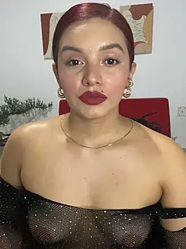 Snapshot of Melanyprada chatting on September 23, 2025, 3:13 am Melanyprada online show from September 23, 2025, 3:13 am