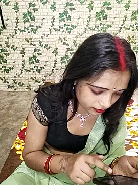 Snapshot of Dirty_couple_11 chatting on February 18, 2025, 8:27 am Dirty couple 11 online show from February 18, 2025, 8:27 am