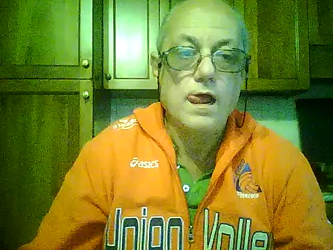 Snapshot of gianbragallini chatting on November 1, 2025, 4:12 pm gianbragallini online show from November 1, 2025, 4:12 pm