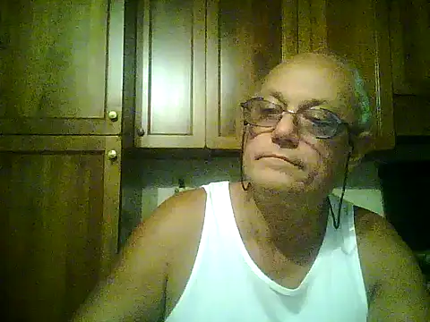 Snapshot of gianbragallini chatting on September 18, 2025, 9:51 pm gianbragallini online show from September 18, 2025, 9:51 pm
