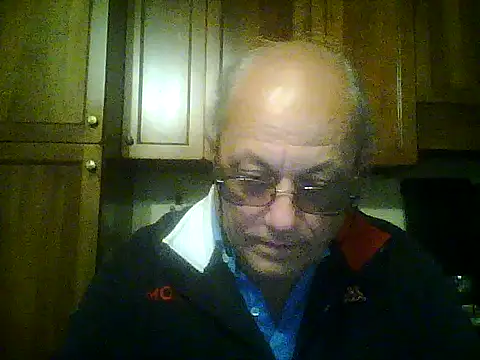 Snapshot of gianbragallini chatting on October 10, 2025, 8:09 pm gianbragallini online show from October 10, 2025, 8:09 pm