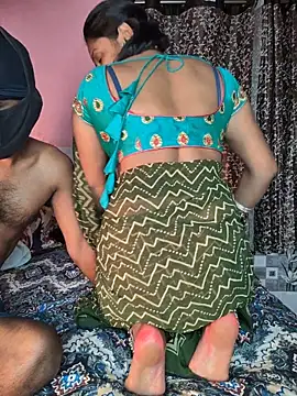 Shivani Mumbai85 online show from November 10, 2025, 5:29 pm