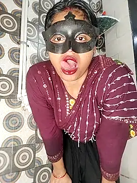 Shivani Mumbai85 online show from February 23, 2025, 5:45 am