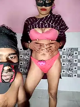 Shivani Mumbai85 online show from February 19, 2025, 6:43 pm