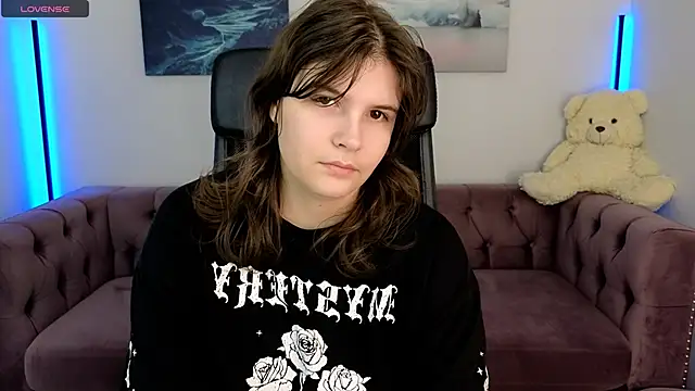 Snapshot of Ruyjin_Choi chatting on November 4, 2025, 10:30 am Ruyjin Choi online show from November 4, 2025, 10:30 am