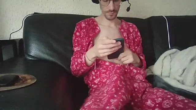 passif520 online show from February 13, 2026, 1:33 pm