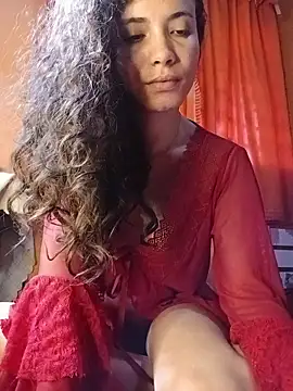 HelenHoltz online show from June 3, 2026, 4:33 pm