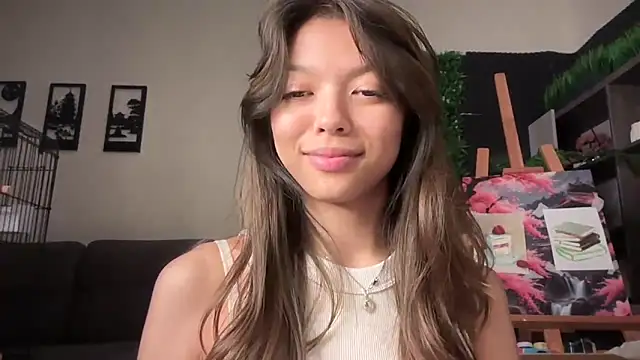 DesiredHoney online show from September 25, 2025, 4:24 pm