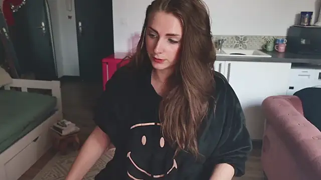 Snapshot of ce_leste__ chatting on September 24, 2025, 3:18 pm ce leste online show from September 24, 2025, 3:18 pm