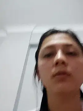 melosunuzz online show from May 13, 2026, 8:49 pm