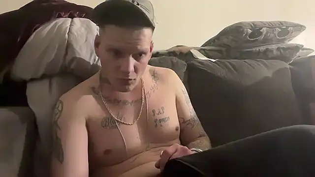 Snapshot of jaycummzinjpussy chatting on February 24, 2025, 1:35 am jaycummzinjpussy online show from February 24, 2025, 1:35 am