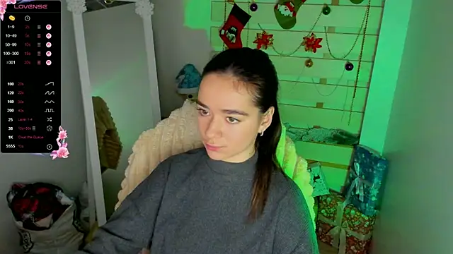 Bella XO online show from December 1, 2025, 7:20 am