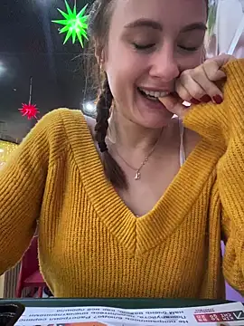 Dina Tease online show from December 6, 2024, 12:22 pm