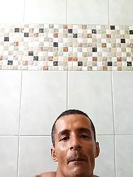 morenogato100 online show from December 5, 2025, 3:43 pm