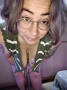 GraceHenderson online show from March 8, 2025, 6:16 pm