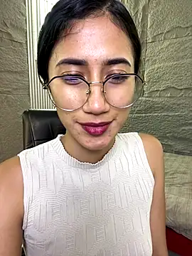 KaitlynLoveCam online show from October 8, 2025, 11:16 pm