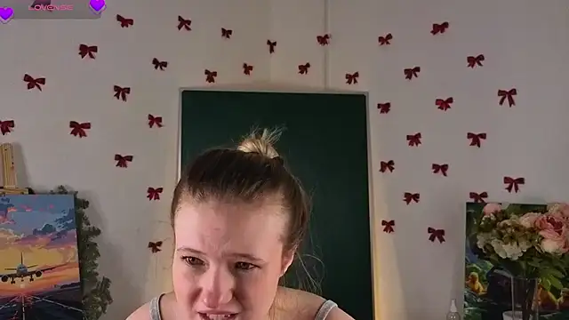 MaydaFoulk online show from February 9, 2026, 1:14 am