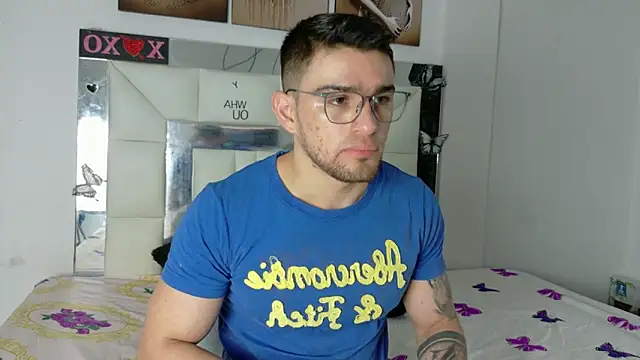 Sexy Alejandro  online show from March 14, 2025, 11:34 am