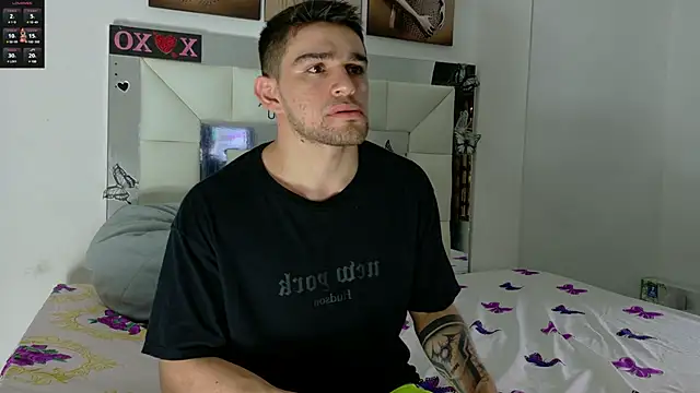 Sexy Alejandro  online show from February 26, 2025, 2:27 pm