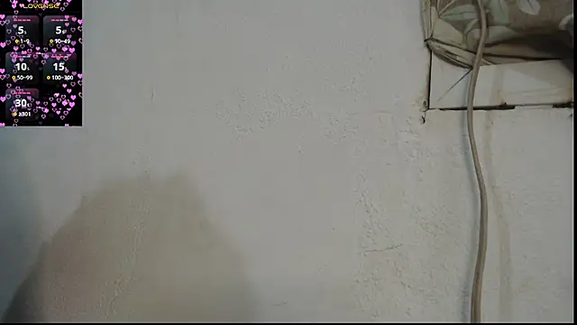 Snapshot of dannaberlin_0 chatting on October 17, 2025, 5:48 pm dannaberlin 0 online show from October 17, 2025, 5:48 pm