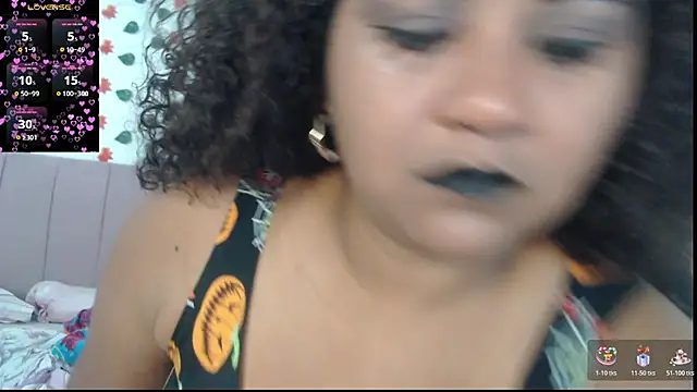 Snapshot of dannaberlin_0 chatting on October 19, 2025, 2:20 pm dannaberlin 0 online show from October 19, 2025, 2:20 pm