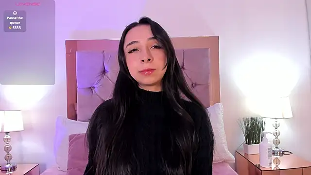 melanie hills online show from December 3, 2025, 11:31 am