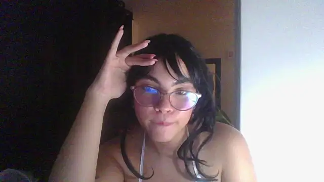 Kiri Cutee online show from February 14, 2025, 8:31 am