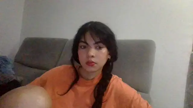 Kiri Cutee online show from December 11, 2024, 5:32 am
