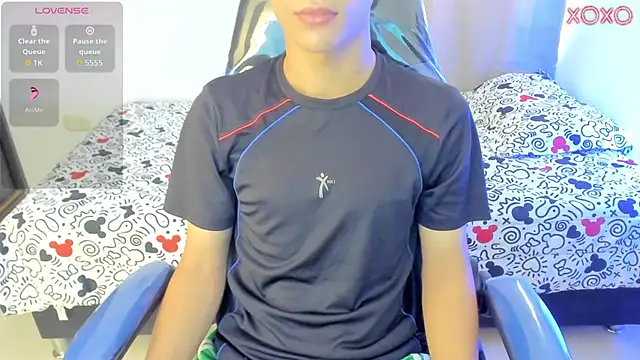 adonis lovely online show from September 9, 2025, 12:36 pm