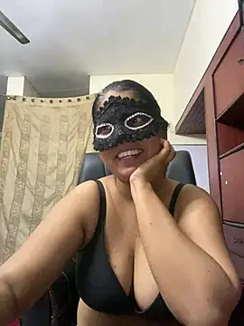 kamayanisingh24 online show from March 8, 2025, 6:47 pm