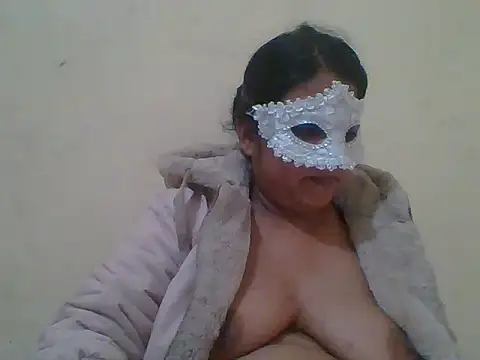 kamayanisingh24 online show from December 27, 2024, 6:20 pm