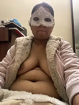 kamayanisingh24 online show from February 21, 2025, 6:59 pm