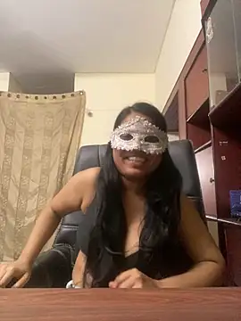 kamayanisingh24 online show from March 21, 2025, 7:02 pm