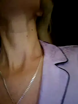 Snapshot of YourJuliena chatting on March 18, 2025, 3:33 pm YourJuliena online show from March 18, 2025, 3:33 pm