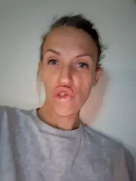 Snapshot of YourJuliena chatting on February 22, 2025, 9:56 am YourJuliena online show from February 22, 2025, 9:56 am