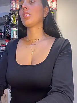 Snapshot of Valentina_cartier chatting on May 18, 2026, 10:36 pm Valentina cartier online show from May 18, 2026, 10:36 pm